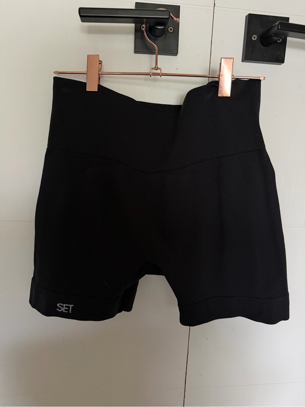 SET Active bike shorts